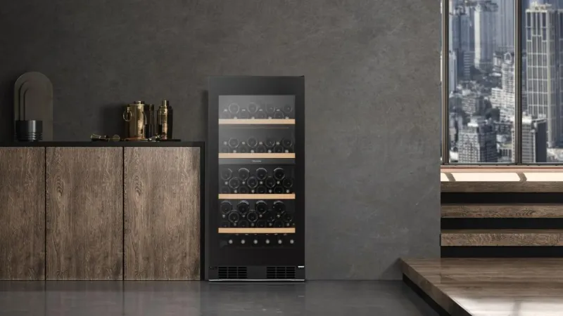 HISENSE WINE REFRIGERATOR RW3N230GELF 126 CM - 7